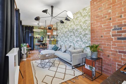 City Penthouse with 3 floors , Super King Bed , with secret garden photo 42