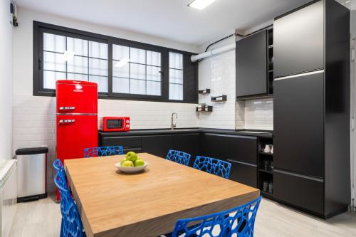Ciudad Lineal Modern Apartment - 3 Bdrms-2 bath