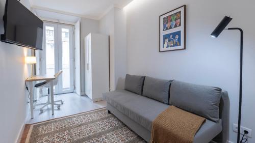 Príncipe Real Charm Apartment by LovelyStay