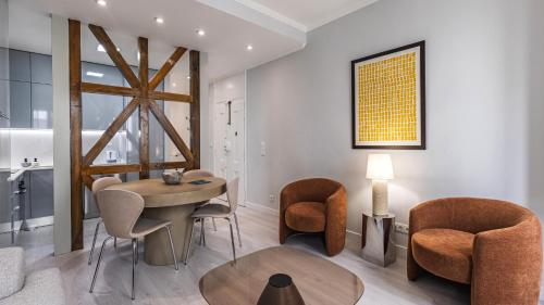 Príncipe Real Charm Apartment by LovelyStay