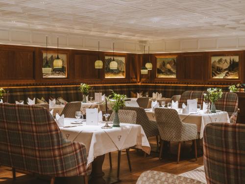 En restaurang eller annat matställe på Post Lech Arlberg