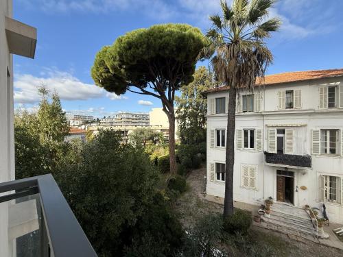 Villa Alexandra, Juan-les-pins, studio avec Clim, parking