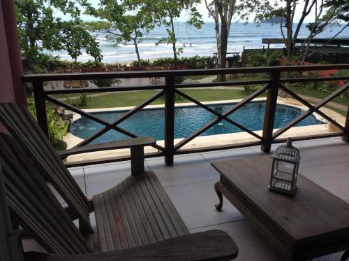 Kolam renang di atau dekat dengan Paradiso Al Mare