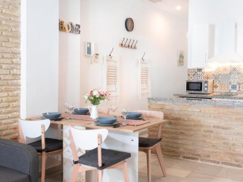Riverside Triana Apartment