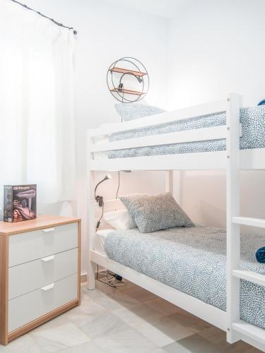 Riverside Triana Apartment