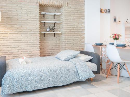 Riverside Triana Apartment