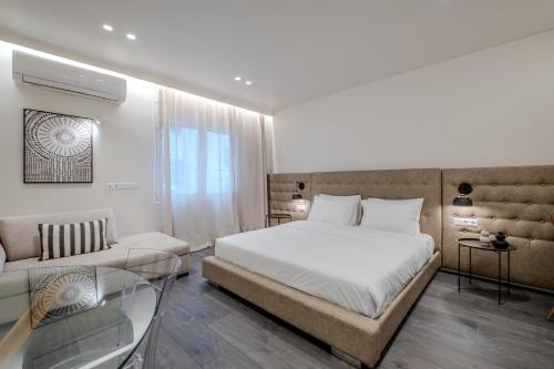 Athenian Central Suites