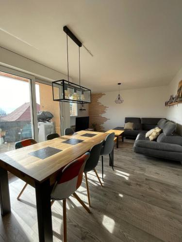 Bright duplex- terrace-Brison-Saint-Innocent
