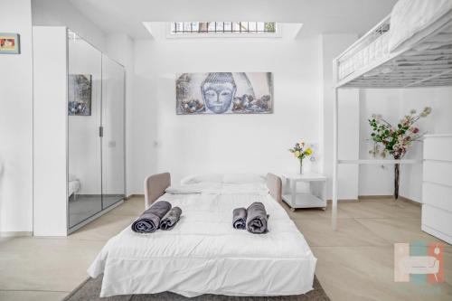 ZU12 Bright & Spacious apartment in Milan - Your Perfect Stay