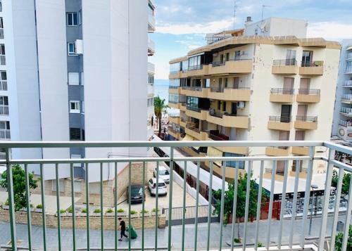 Home Caballo White Salou