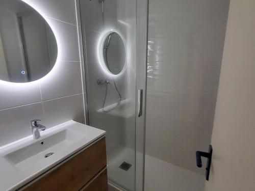 Appartement 2 pièces avec WIFI et terrasse vue mer à Sète - FR-1-472A-230