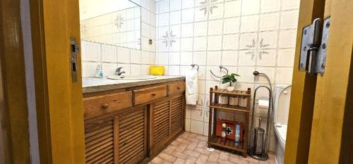Costa da Caparica 2BR Beach Apartment by HomeyStay
