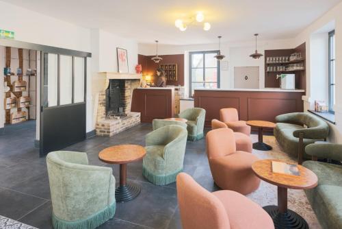 Zona d'estar a Logis Hostellerie la Chaumière