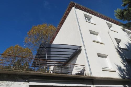 Lot appartement proche cure thermale