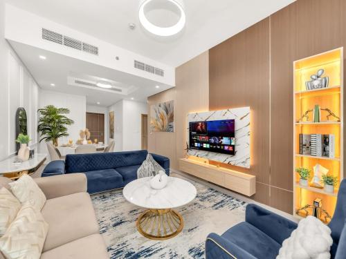 Contemporary Luxury One-Bedroom Residence