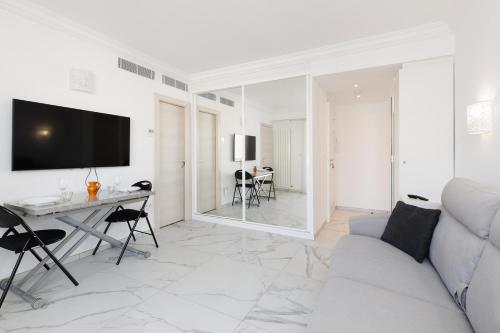 Upstays - Studio - Sea View - AC