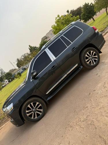 Kuvagallerian kuva majoituspaikasta car home, joka sijaitsee kohteessa Ouagadougou