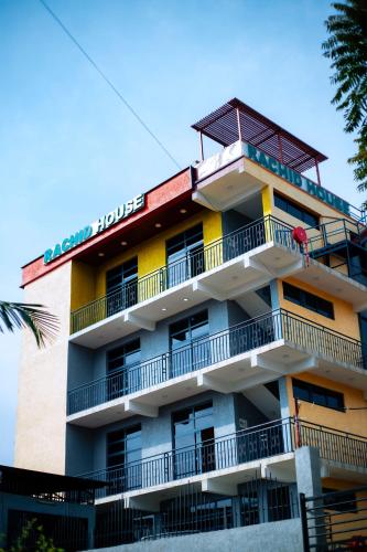 Sunrise Hillview Stays