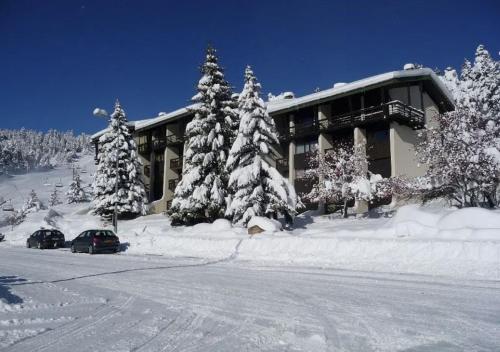 Studio au pied des pistes-accès, direct ski, Pyrénées, 2000