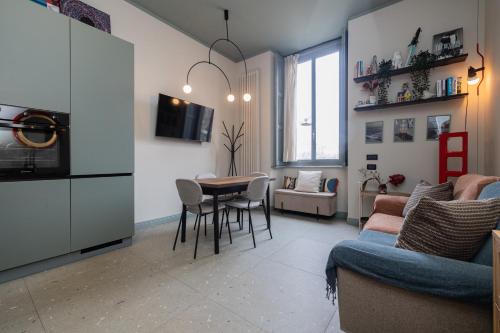 Design Apartament Canal Navigli view