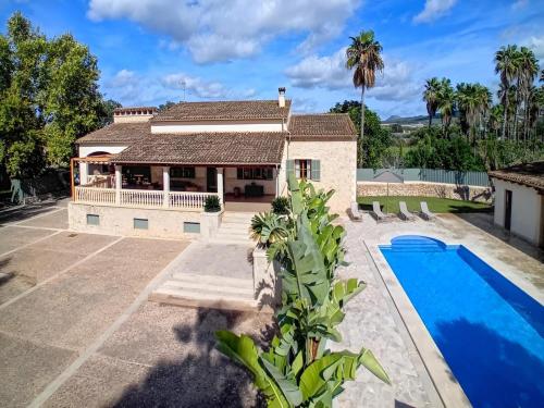 Elegant Family Villa Close to Manacor
