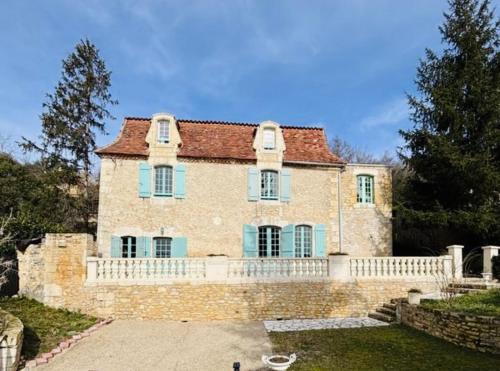 Le Petit Manoir