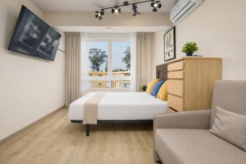 Beachfront Design LUX Studio Apartment photo 5