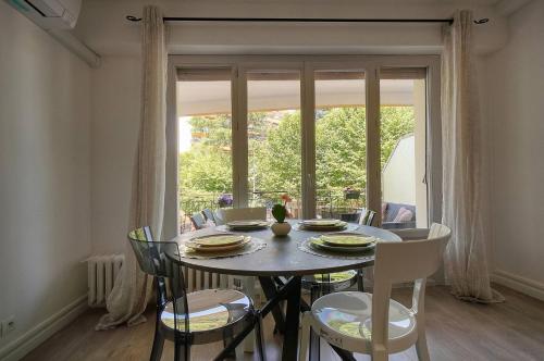 FRGK Stanislas Apartment Terrace, Central