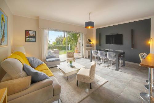 FRGK 'Diane Elegance and Comfort in Antibes'