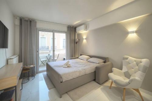 FRGK Victoria 4 Central Cannes studio Terrace, AC & Ultra-Fast Wi-Fi