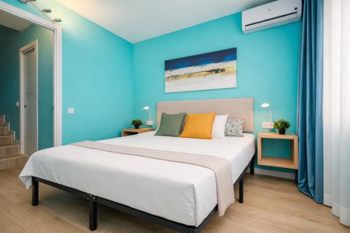 Beachfront Tiffany Design Apartment