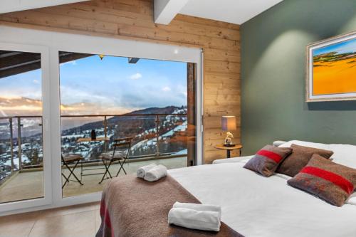 Cosy, neuf, vue panoramique, centre à 4 min à pied