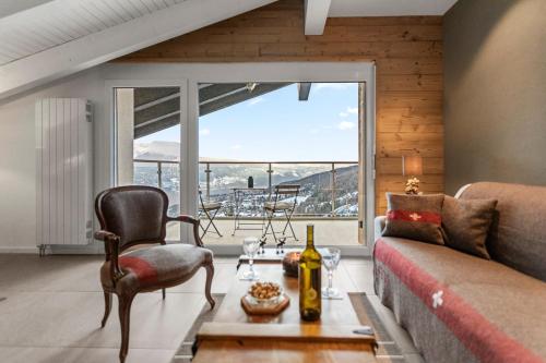 Cosy, neuf, vue panoramique, centre à 4 min à pied