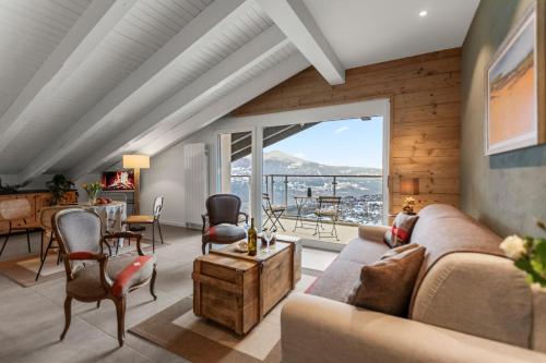Cosy, neuf, vue panoramique, centre à 4 min à pied