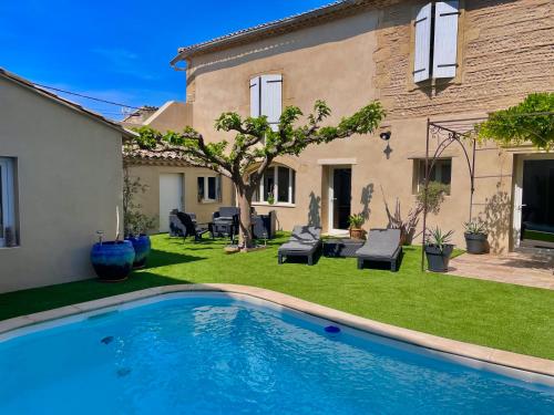 Piscina a Le cocon du puech o a prop