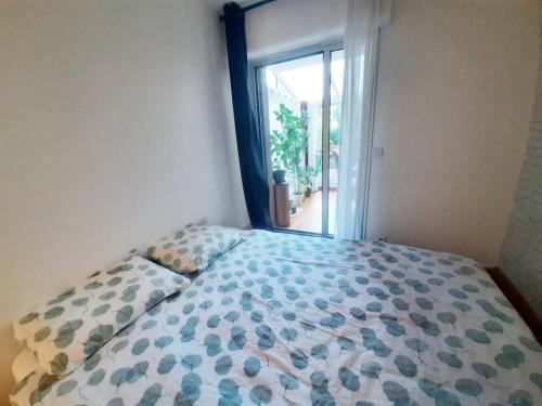 Appartement avec terrasse au calme