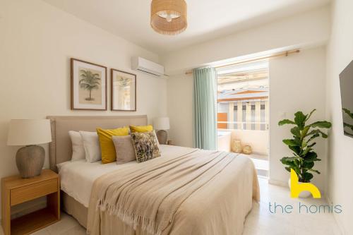 Modern Sunny Apt Whirlpool & Parking & 5 min Acropolis
