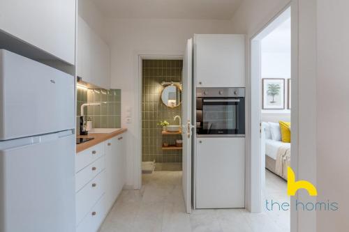 Modern Sunny Apt Whirlpool & Parking & 5 min Acropolis