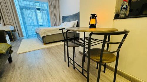 Cozy Studio with Balcony - Near Metro - Fast Wi-Fi