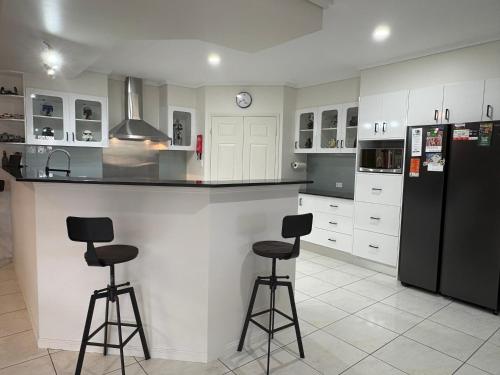Gallery image of Red Peak Retreat in Caravonica