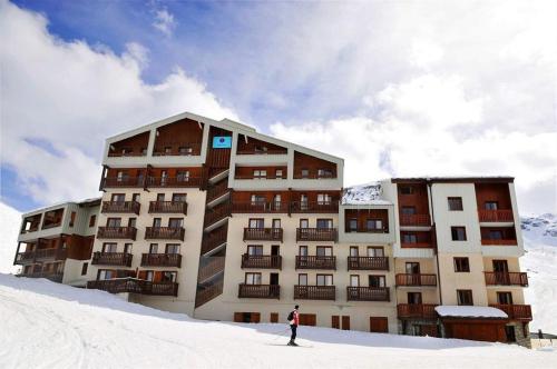 304 Luxury Apartment for 14 Balconies Parking Wifi