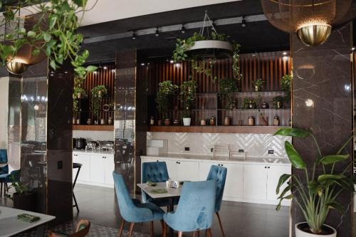 Cosmopolitan Hotel — 