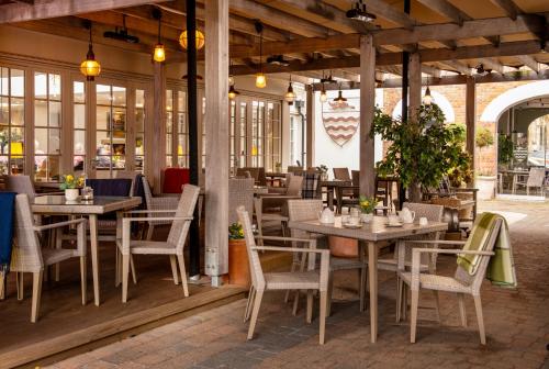 The Beverley Arms Hotel — Balcony/Terrace