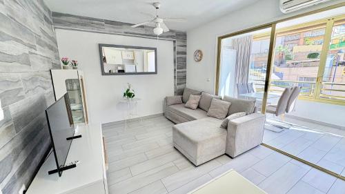 Cardenal I by Terreta Rentals