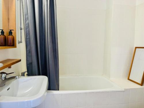Appartement calme donnant sur le Stade Vélodrome