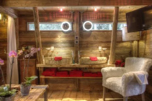 Hôtel Les Chalets de Philippe avec Jacuzzis Privatifs photo 35