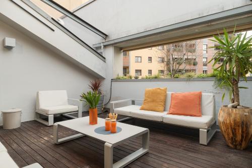 GuestHost - 500sqm luxury with Spa, Gym, Terrace, Game Room & Garage