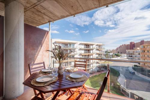 Appartement Piscine Parking Roses Cap 10 by Welhomy
