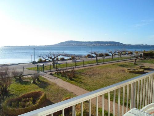 Appartement avec Balcon et Animaux Acceptés à Balaruc-les-Bains - FR-1-503-20