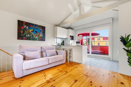 Magnolia 6 Luxury with AC Metro Downtown Porto